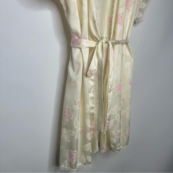 Vintage 70s satin floral print and lace nightgown, Gilead, Women’s Size Large - Picture 3 of 8